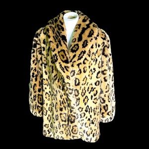 Neiman Marcus faux leopard print fur oversized single closure dress coat Medium
